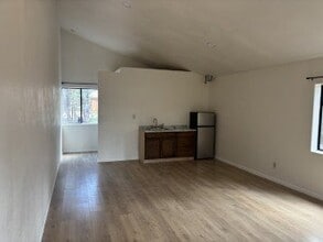 Building Photo - 3179 AZ-260