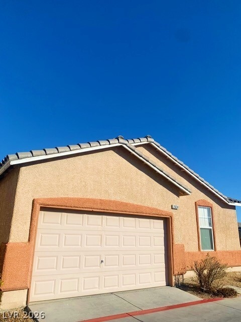 Building Photo - 2624 Spider Cactus Ct