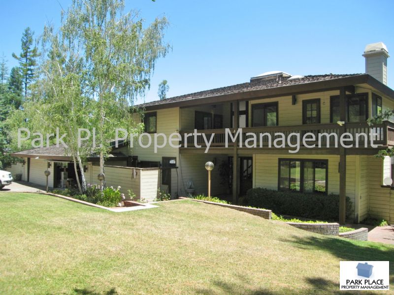 Primary Photo - 15996 Grandview Ave