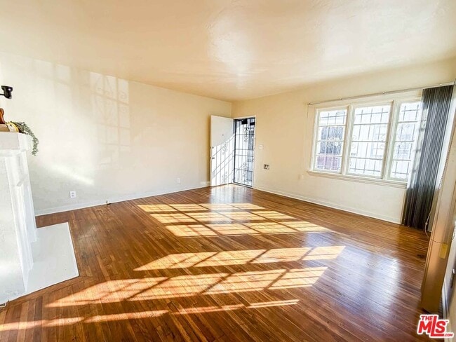 Foto del edificio - 3427 12th Ave