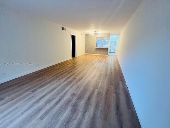 Foto del edificio - 2402 Antigua Cir