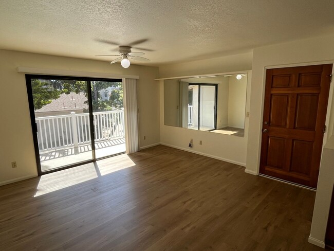 Building Photo - 3450 Santa Maria Way