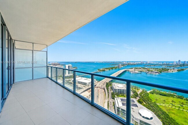 Building Photo - 1100 Biscayne Blvd