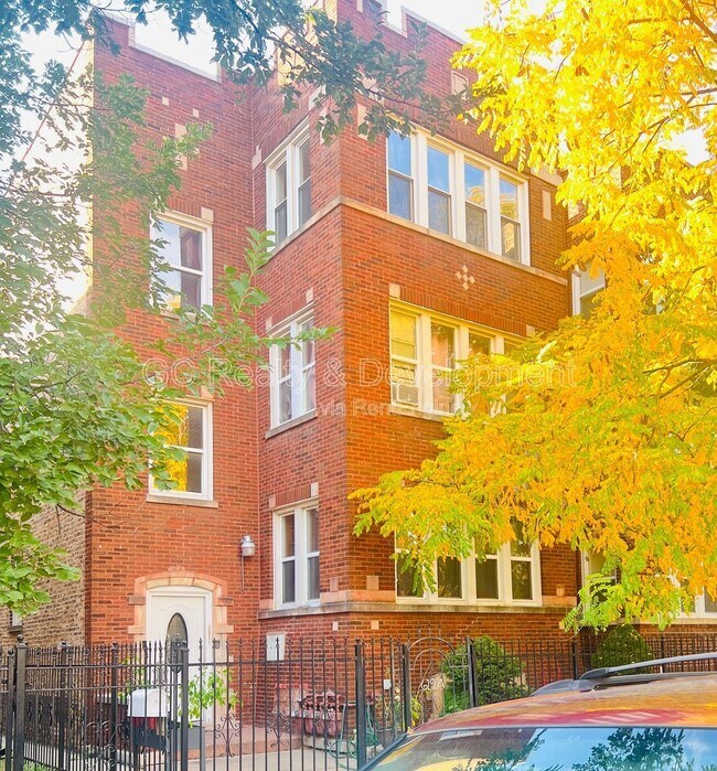 Building Photo - 6124 S Whipple St