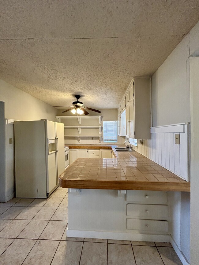 Foto del edificio - 3507 E 19th St