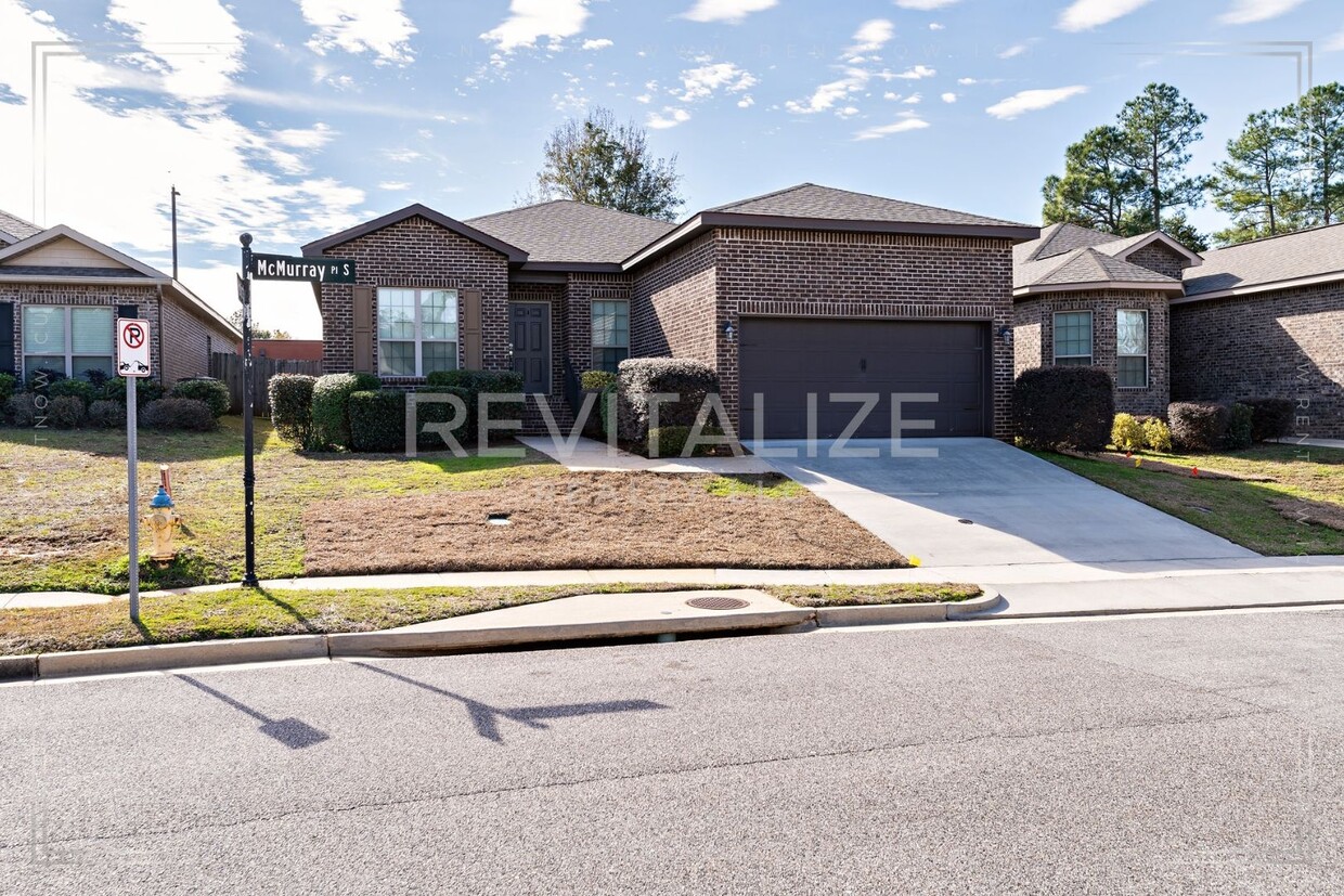 Primary Photo - Beautiful 3 Bedroom/2 Bathroom Home in Wes...