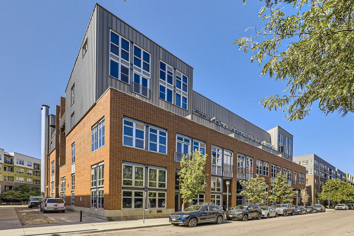 Foto principal - LODO LOFT W/ PARKING! Close to Coors Field