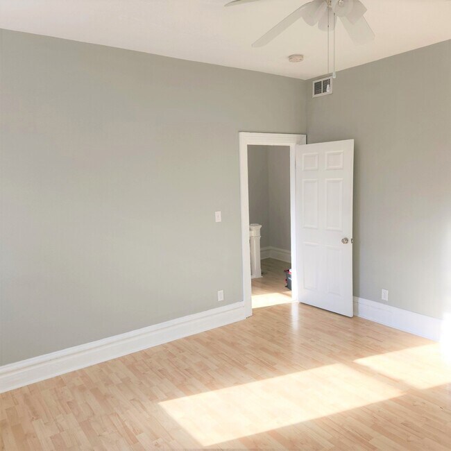 4229 Shenandoah Ave Unit 2, Saint Louis, MO 63110 Apartments in Saint