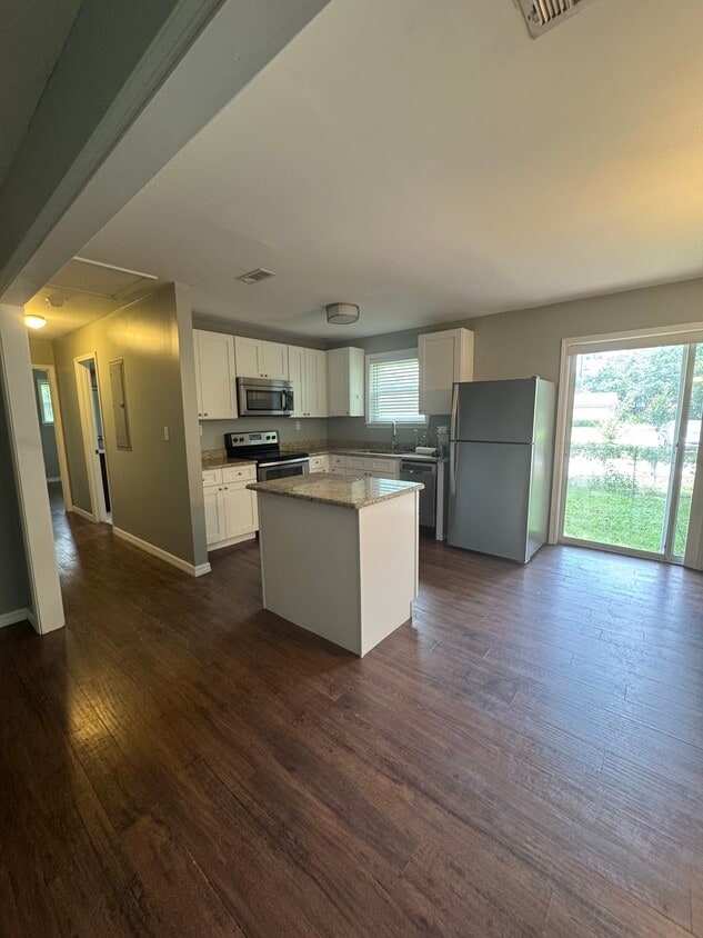 Primary Photo - 97300 Laffites Way