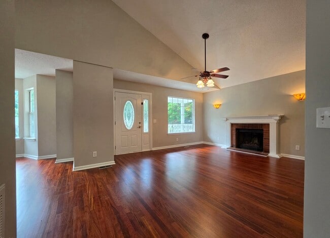 Building Photo - 503 Dunwoody Dr