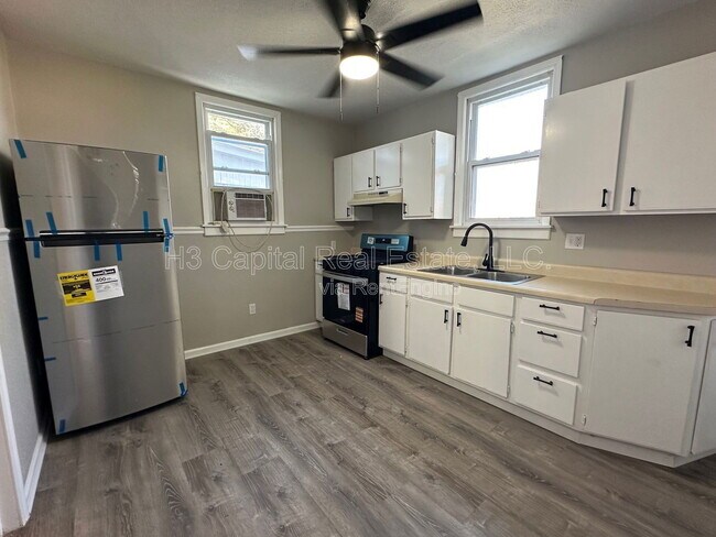 Foto del edificio - 114 N Missouri Ave