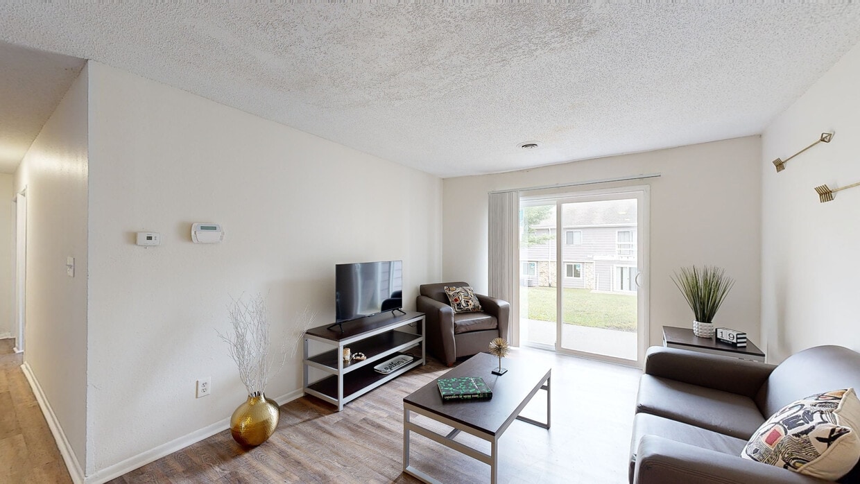 Photo - The Bend Apartments - Student Housing