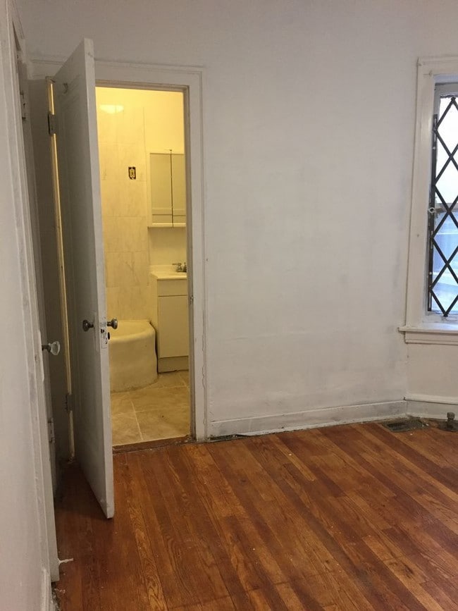 Building Photo - 8115 S Colfax Ave