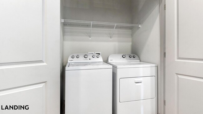 Foto del edificio - 7311 Baymeadows Way