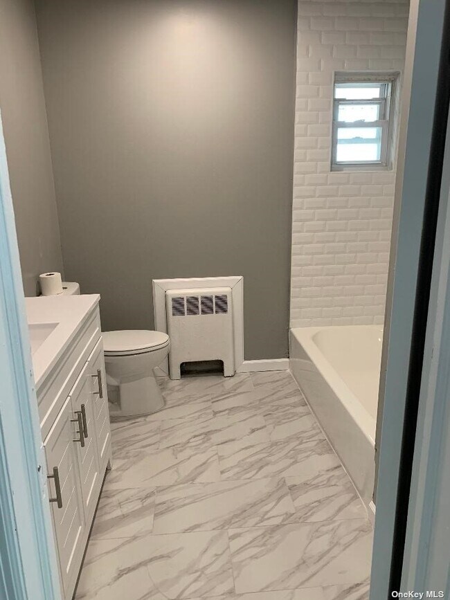 Foto del edificio - 402 Leslie Ln