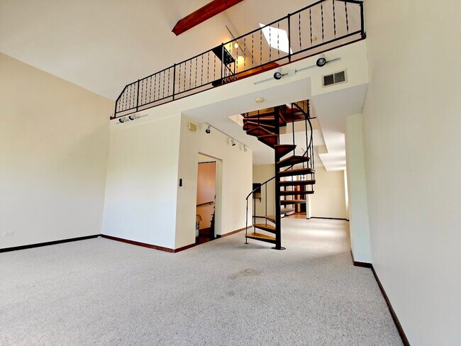 Foto del edificio - 856 N May St