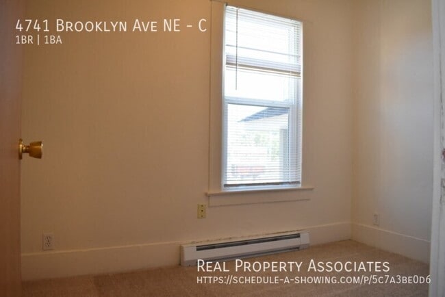 Building Photo - 4741 Brooklyn Ave NE