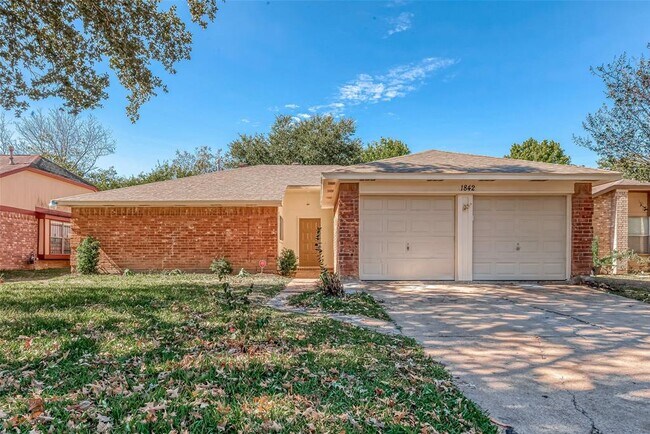 Foto del edificio - 1842 Freshmeadow Dr