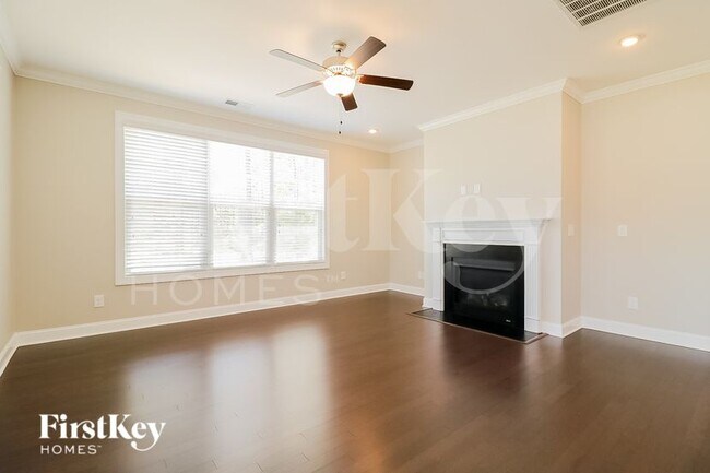 Foto del edificio - 159 Grey Hawk Dr