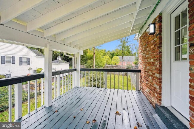 Foto del edificio - 2226 Westwood Pl