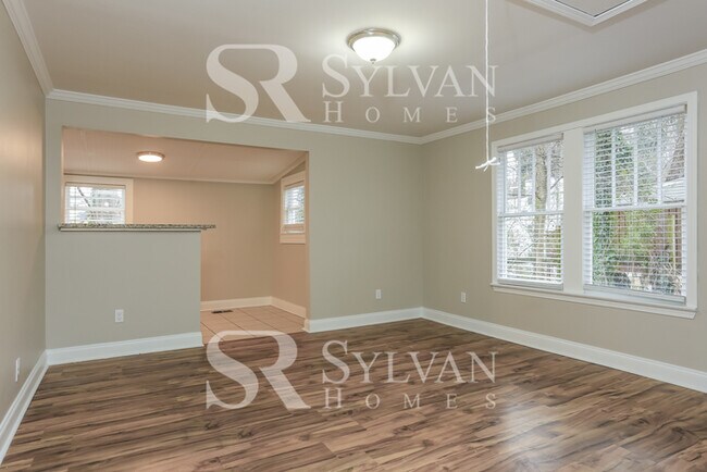 Building Photo - Enjoy living the good life in this 3 bedro...