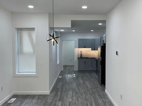 Foto del edificio - 1009 N Pine St