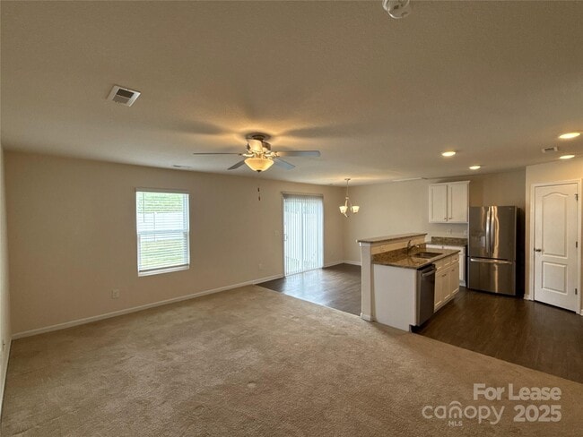 Building Photo - 4022 Rosfield Dr