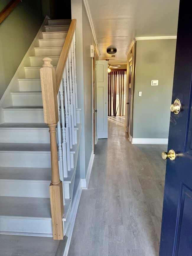 Foto del edificio - 4115 Little River Rd