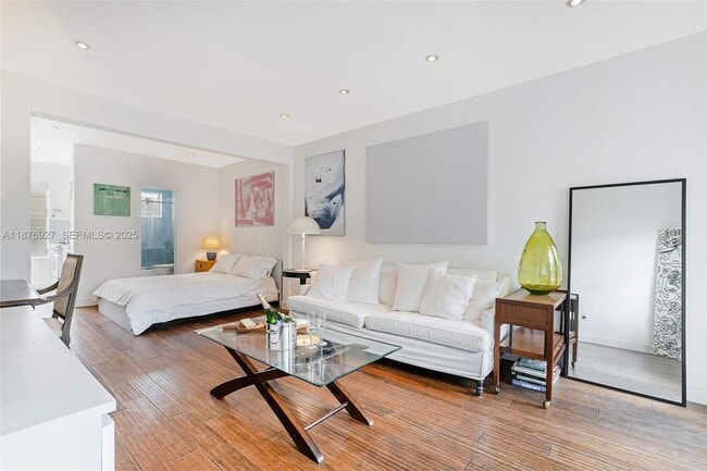 Building Photo - 1050 Pennsylvania Ave