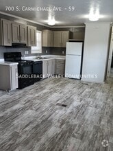 Building Photo - 700 S Carmichael Ave