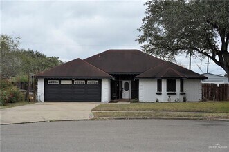 Building Photo - 14 Blue Ridge Dr