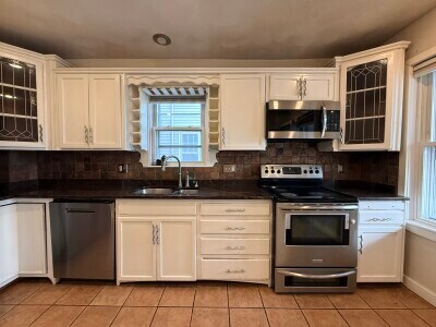 Foto principal - 723 Bennington St