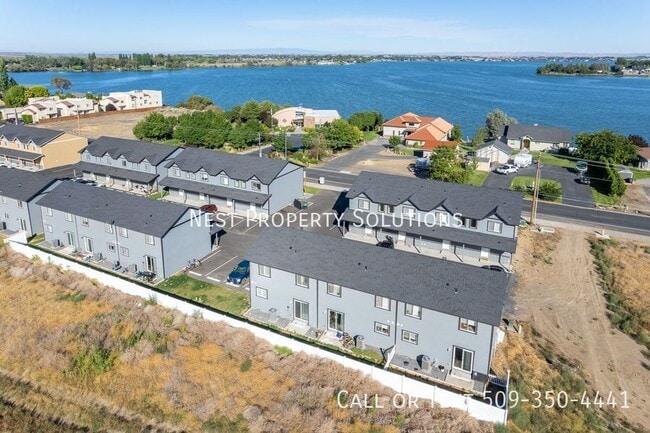 Foto del edificio - 2705 W Marina Dr