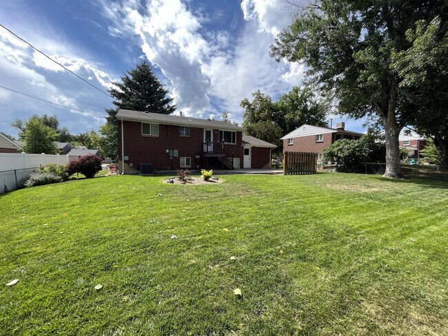 Foto del edificio - 6752 Quay Ct
