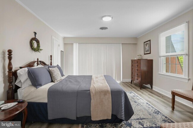 Foto del edificio - 1900 Princess Anne St