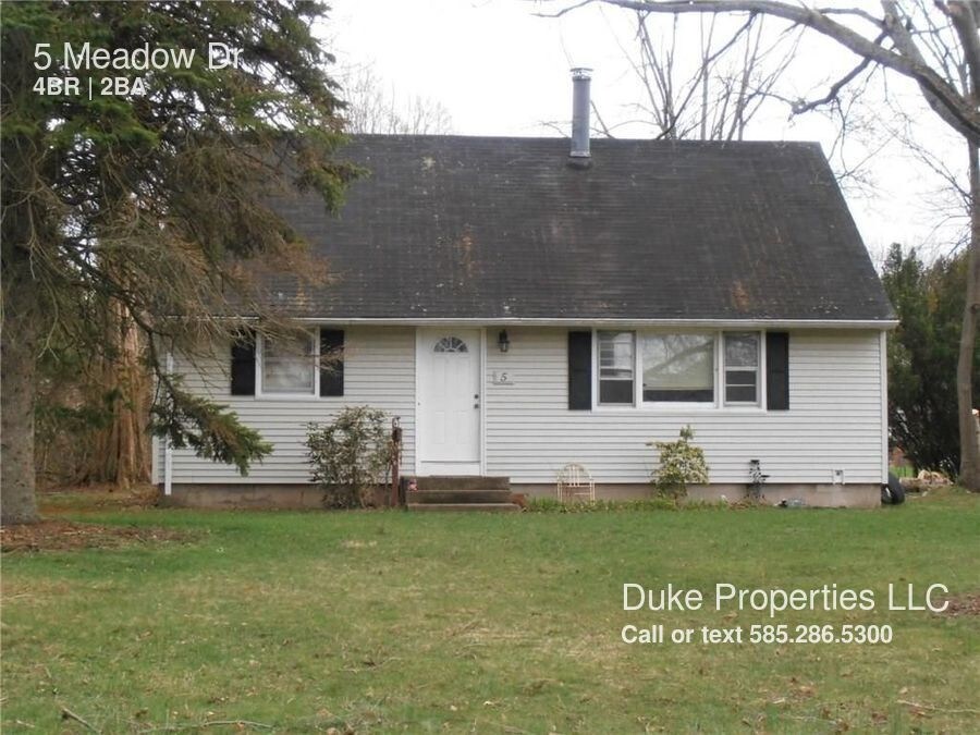Primary Photo - 5 Meadow Dr