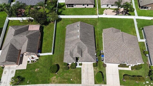 Foto del edificio - 2916 White Cedar Cir