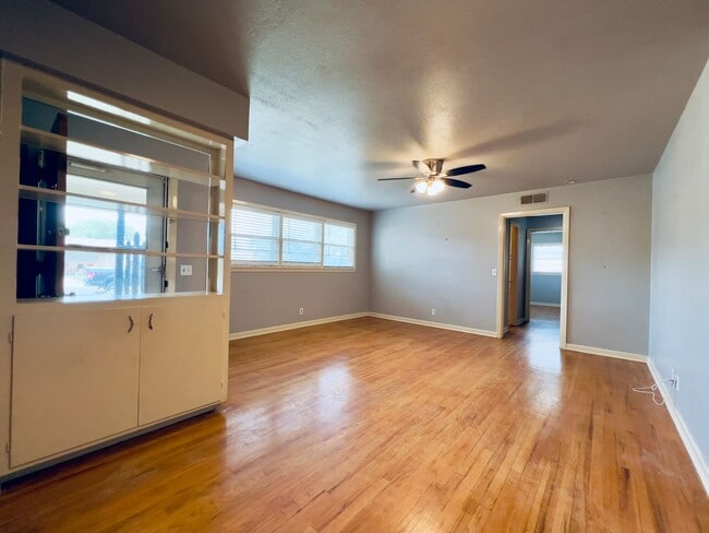 Building Photo - 4307 40th St