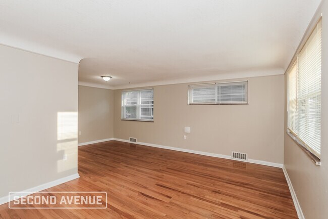 Foto del edificio - 550 Fairbanks Ave