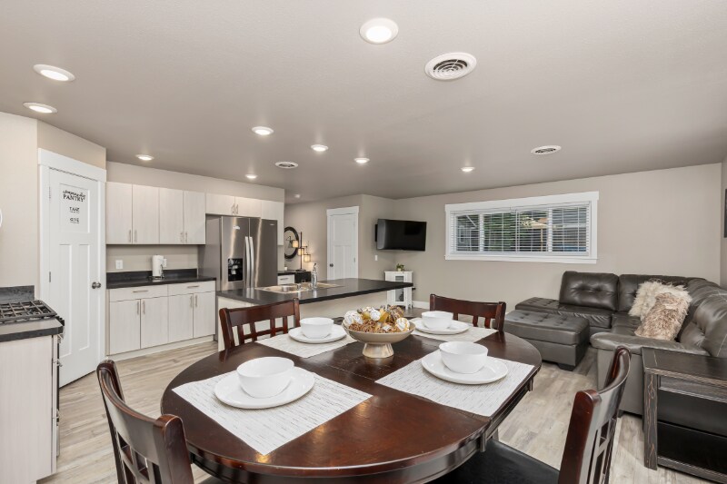 Foto principal - 2307 11th Ave N