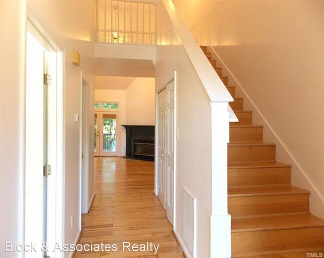 Foto del edificio - 2 br, 2 bath House - 414 Center Pointe Drive