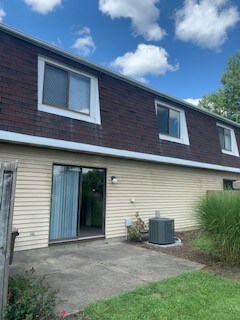 Foto del edificio - 1044 Sunhaven Dr