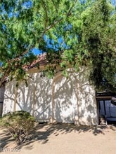 Building Photo - 1709 Cordoba Ln