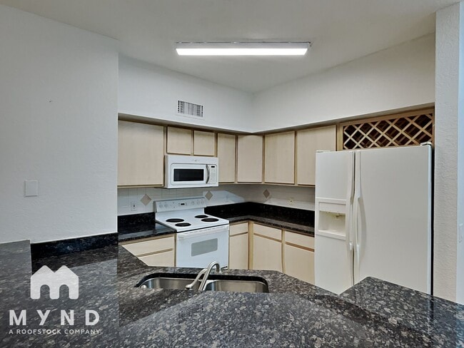 Foto del edificio - 829 Camargo Way