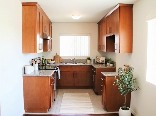 Building Photo - Fulton Apartments