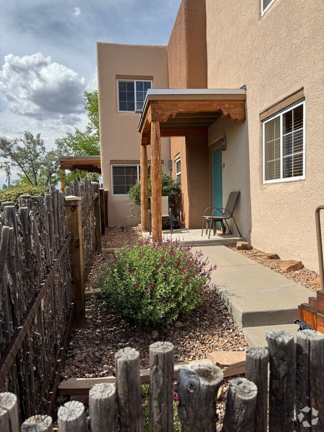 Building Photo - 2210 Miguel Chavez Rd