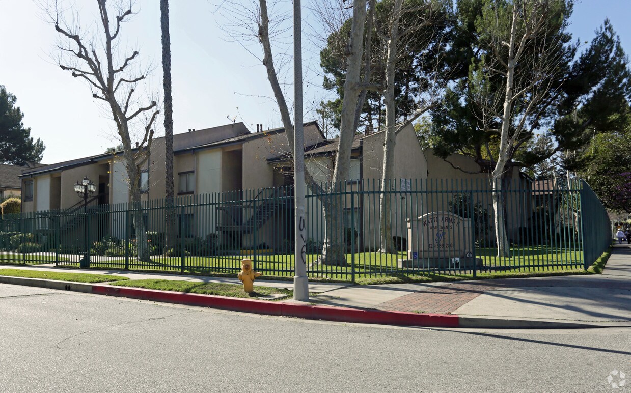 Watts Arms II Apartments Los Angeles, CA