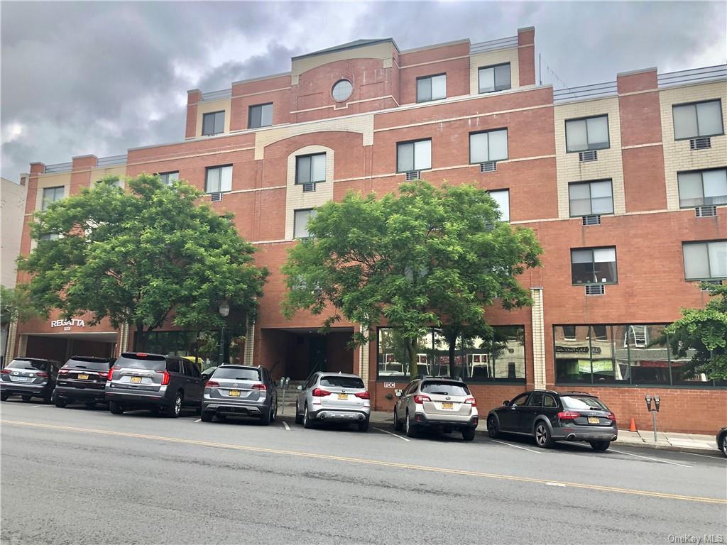Foto principal - 123 Mamaroneck Ave