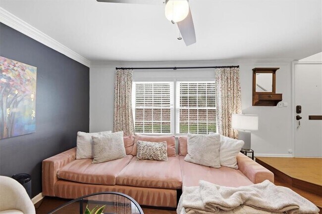 Foto del edificio - 15 Arpege Way NW