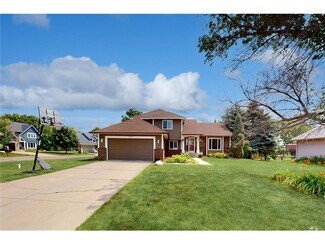 Building Photo - 2079 Woodbridge Way